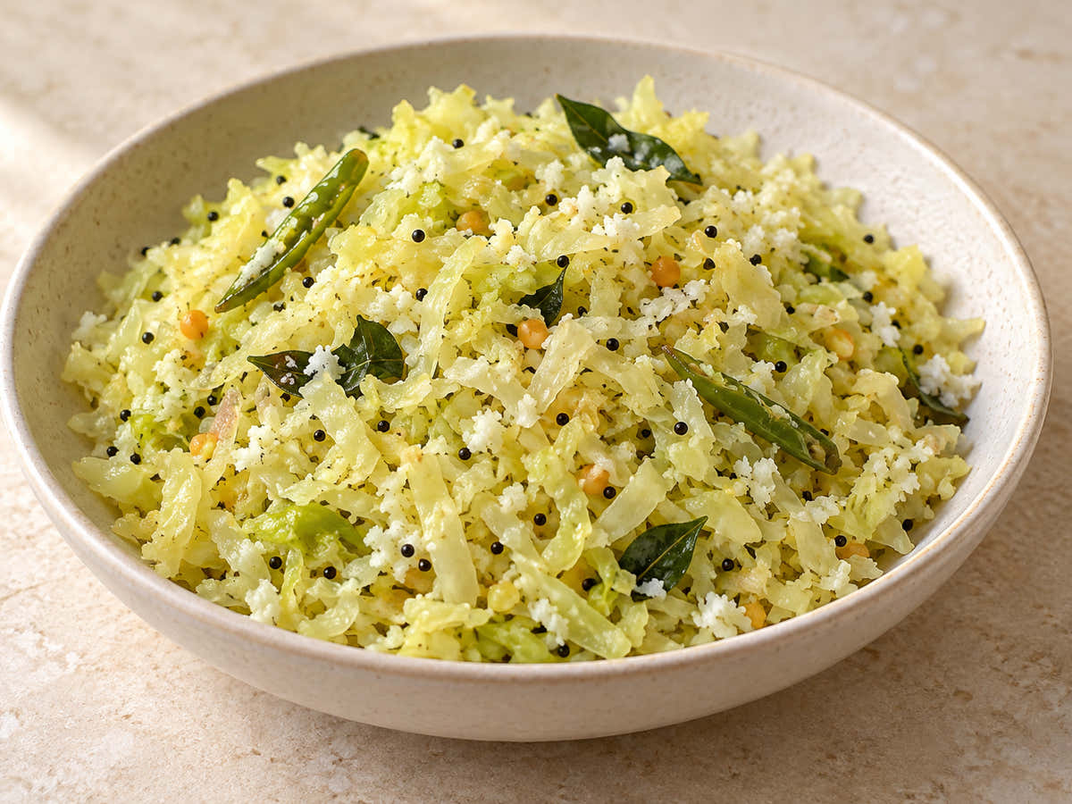 Cabbage coconut poriyal with mustard seeds and curry leaves